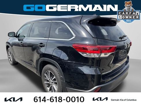 Used 2018 Toyota Highlander XLE AWD/4WD image 2