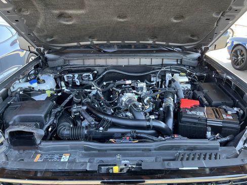 Used 2023 Ford Bronco Wildtrak image 25