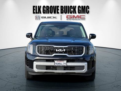 Used 2024 Kia Telluride LX image 9