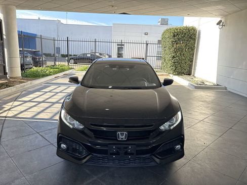 Used 2019 Honda Civic EX image 6