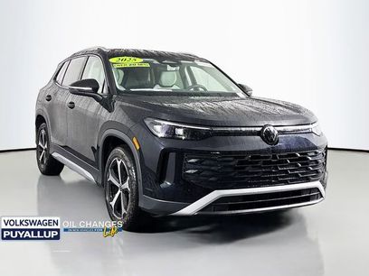 New 2025 Volkswagen Tiguan SE