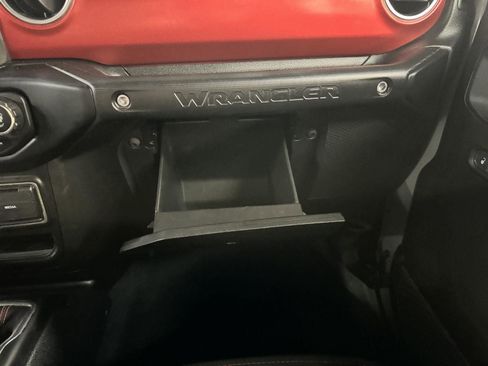 Used 2022 Jeep Wrangler Unlimited Rubicon image 23