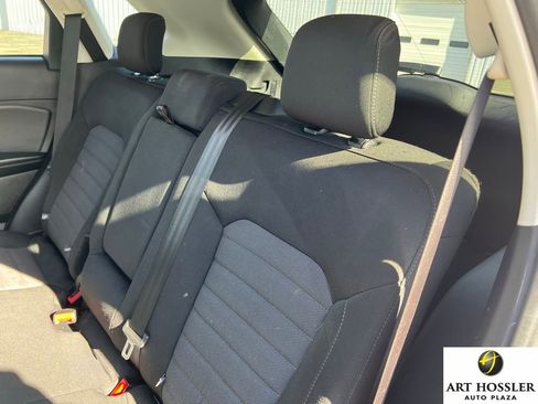 Used 2024 Ford Edge SE image 18