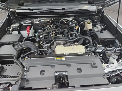 Certified 2024 Toyota Tacoma SR5 RWD image 31