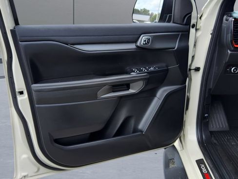 Used 2025 Ford Ranger Raptor AWD/4WD image 26