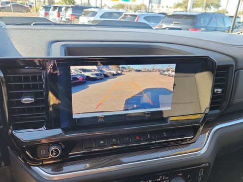 Used 2022 Chevrolet Silverado 1500 LT Trail Boss w/ Protection Package image 19