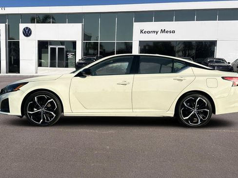 Used 2024 Nissan Altima 2.5 SR image 7