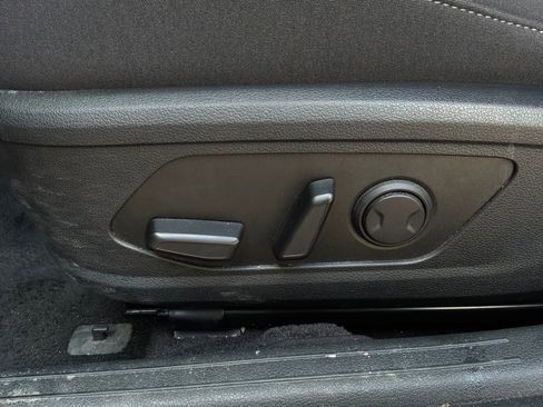Used 2025 Hyundai Sonata SEL FWD image 11