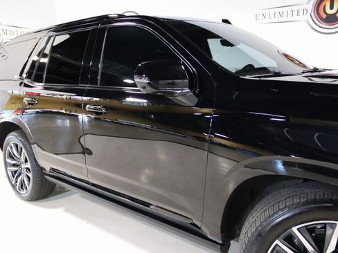 Used 2022 Cadillac Escalade Sport w/ Touring Package image 88