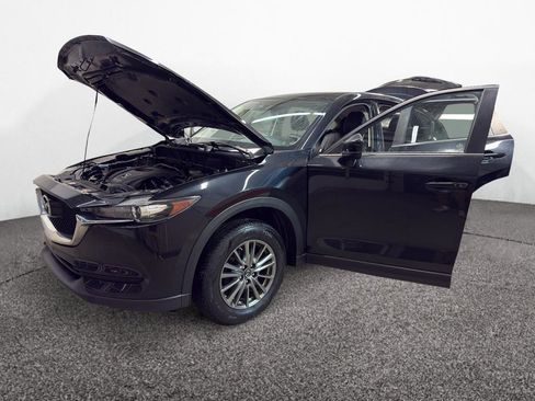 Used 2017 MAZDA CX-5 Touring w/ Preferred Equipment Package image 10