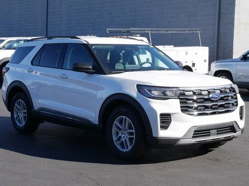 New 2026 Ford Explorer Active image 7