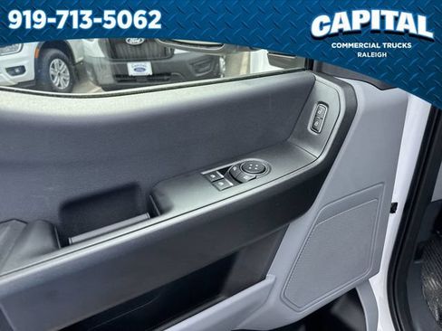 New 2026 Ford F250 XL w/ XL Chrome Package RWD image 22