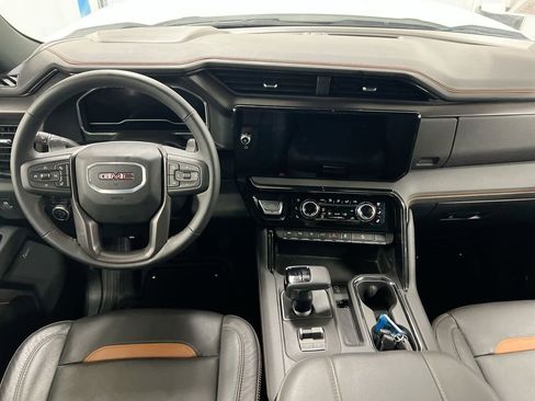 Used 2025 GMC Sierra 1500 AT4 image 10
