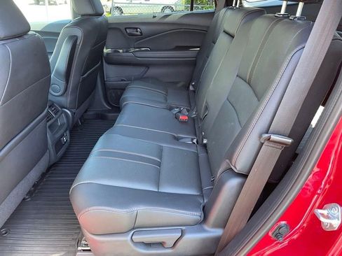 Used 2023 Honda Passport TrailSport image 7