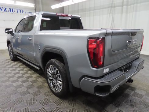 Used 2025 GMC Sierra 1500 Denali Ultimate image 5