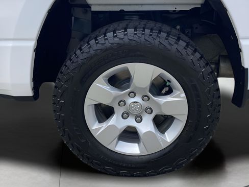 Used 2023 RAM 1500 Big Horn AWD/4WD image 30