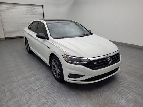 Used 2021 Volkswagen Jetta R-Line w/ R-Line Cold Weather Package FWD image 13