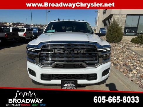 New 2026 RAM 2500 Limited AWD/4WD image 2