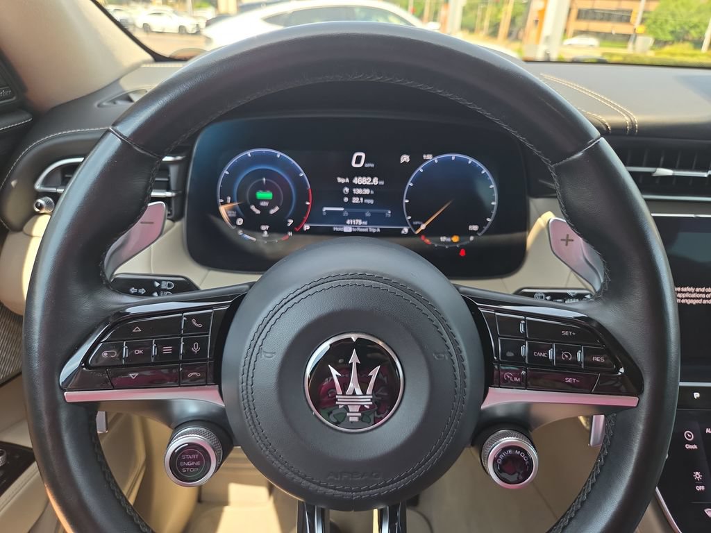 Used 2023 Maserati Grecale GT AWD/4WD image 18