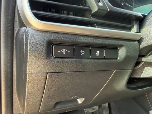 Used 2023 Kia Telluride S FWD image 21