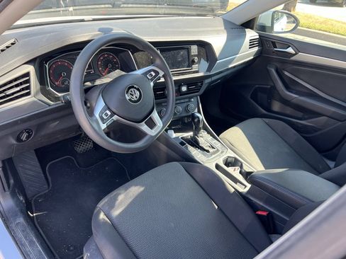 Used 2019 Volkswagen Jetta FWD image 5