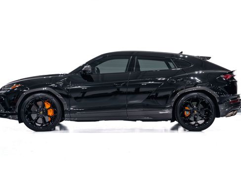 Used 2024 Lamborghini Urus Performante AWD/4WD image 9