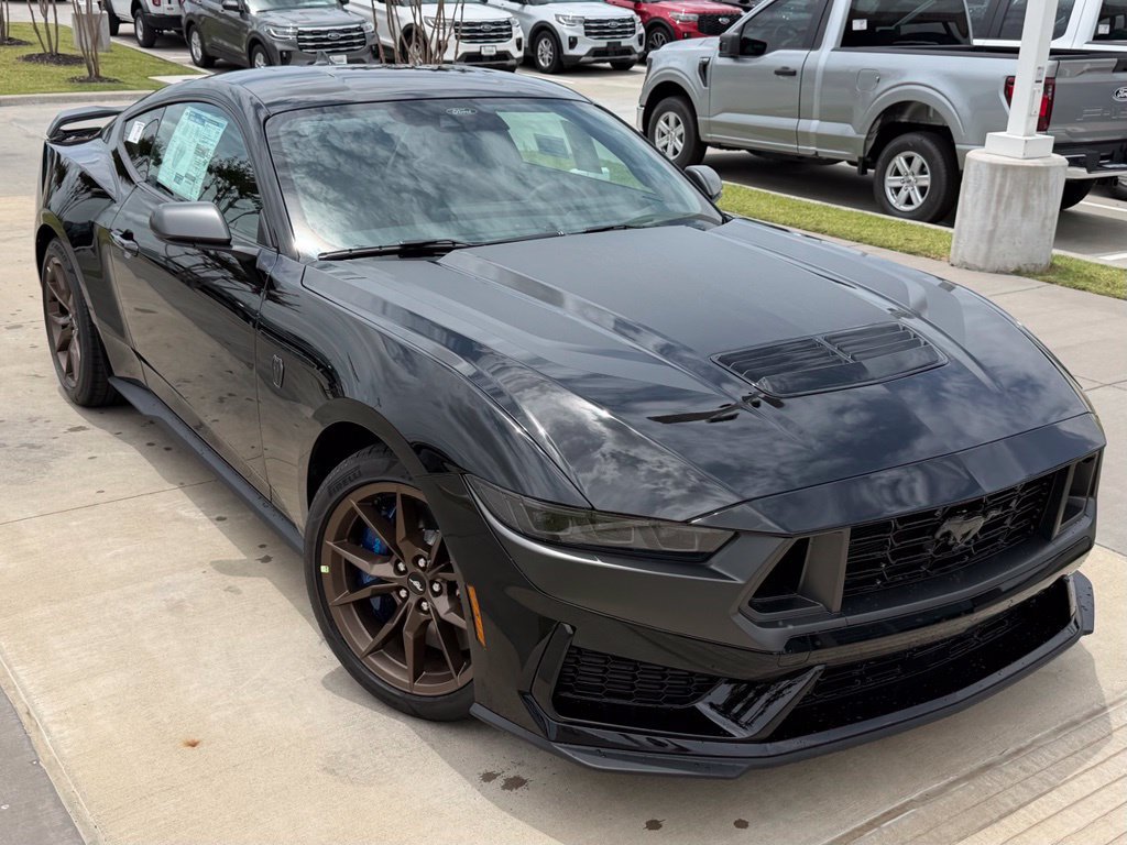 New 2026 Ford Mustang Dark Horse RWD image 3