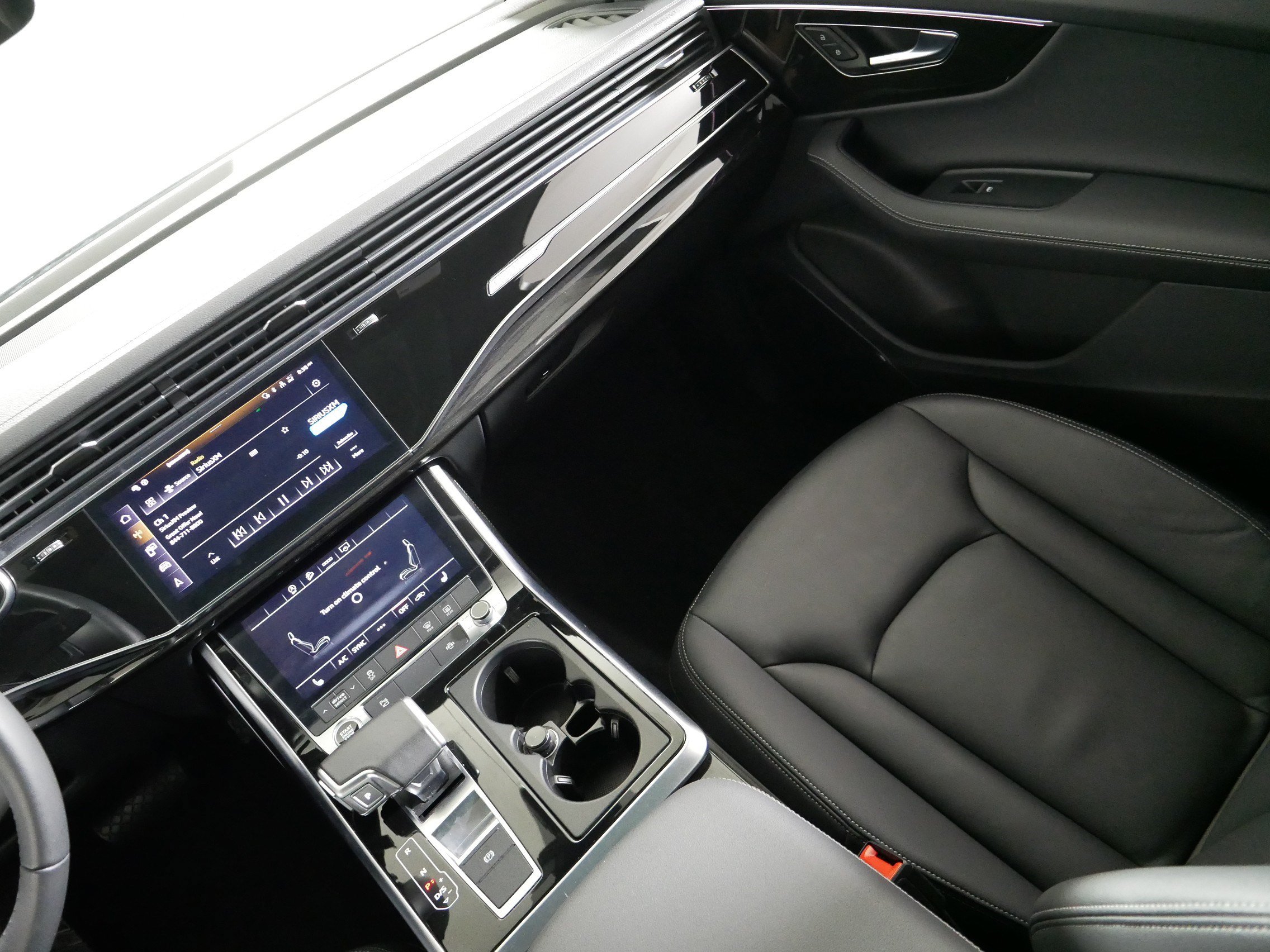 Certified 2025 Audi Q7 3.0T Premium Plus AWD/4WD image 11