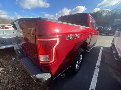 Used 2017 Ford F150 XLT w/ Equipment Group 302A Luxury image 4
