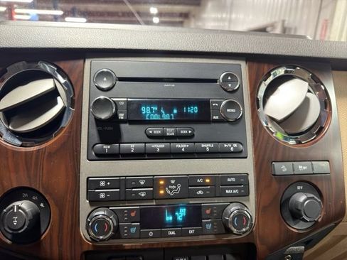 Used 2012 Ford F250 Lariat w/ Chrome Pkg AWD/4WD image 4