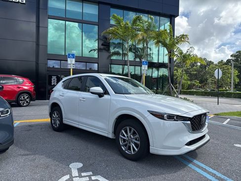 Used 2024 MAZDA CX-5 AWD 2.5 S w/ Select Package image 2