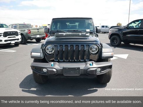 Used 2023 Jeep Wrangler Unlimited AWD/4WD image 9