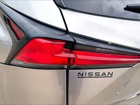 Used 2018 Lexus NX 300 AWD image 22