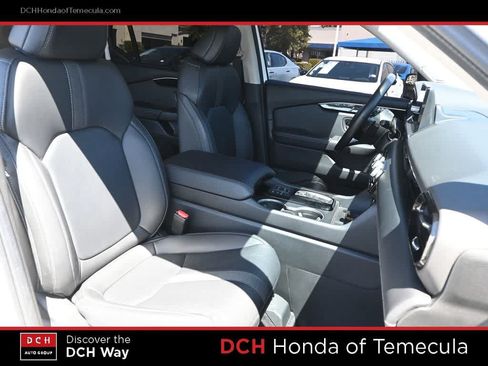 Certified 2024 Honda Pilot Touring image 31
