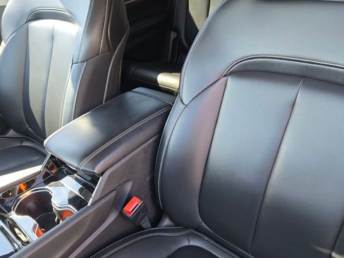 Used 2023 Jeep Grand Cherokee L Limited w/ Luxury Tech Group II image 23