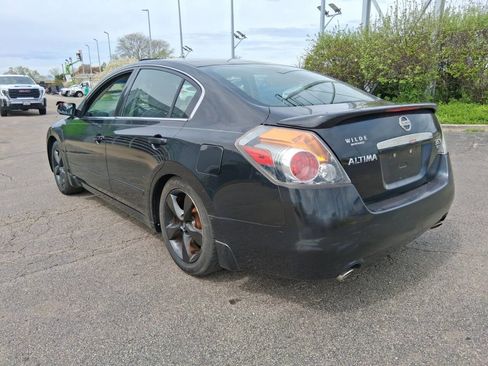 Used 2008 Nissan Altima 3.5 SE w/ Sport Pkg FWD image 6