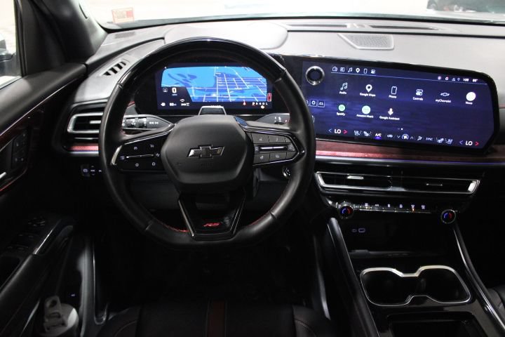 Used 2025 Chevrolet Traverse RS AWD/4WD image 34