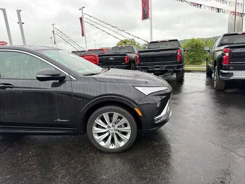 Used 2024 Buick Envista Avenir FWD image 2