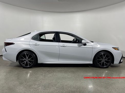 Certified 2024 Toyota Camry SE image 2
