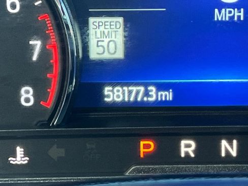 Used 2023 Ford Explorer Limited w/ Equipment Group 301A image 17