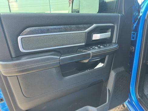 Used 2021 RAM 3500 Big Horn w/ Level 1 Equipment Group AWD/4WD image 6