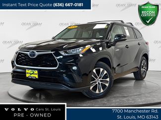 Used 2020 Toyota Highlander XLE AWD/4WD video 1