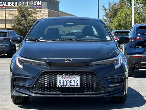 Used 2023 Toyota Corolla SE w/ SE Premium Package FWD image 10