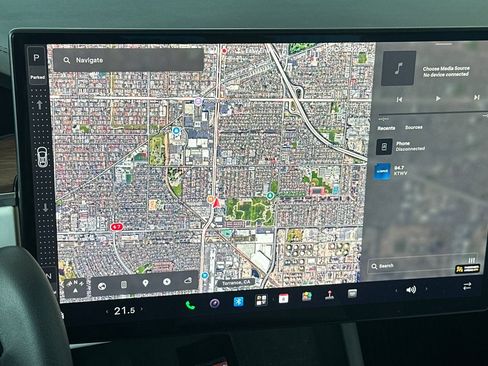Used 2023 Tesla Model X AWD/4WD image 25