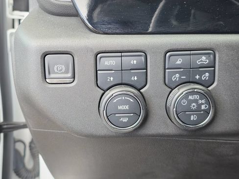 Used 2024 Chevrolet Silverado 1500 RST AWD/4WD image 21