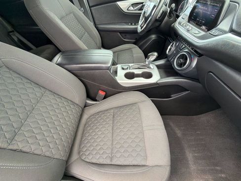 Used 2020 Chevrolet Blazer LT FWD image 28