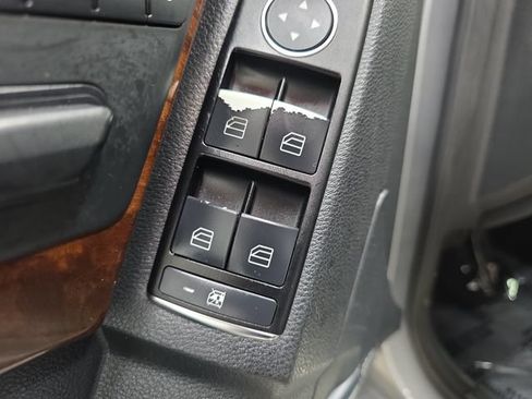 Used 2012 Mercedes-Benz GLK 350 4MATIC image 25