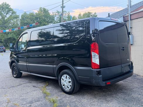 Used 2017 Ford Transit 150 130 Low Roof w/ Exterior Upgrade Package RWD image 4