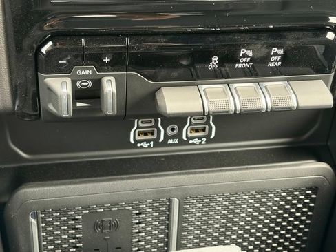 New 2026 RAM 1500 Big Horn AWD/4WD image 24