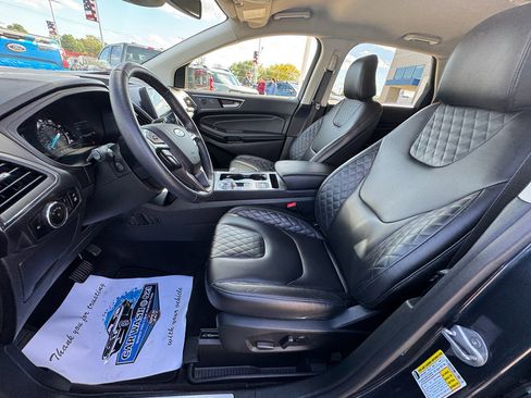 Used 2023 Ford Edge Titanium AWD/4WD image 24